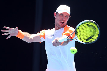 Mischa Zverev advances in the Australian Open. (Zimbio)