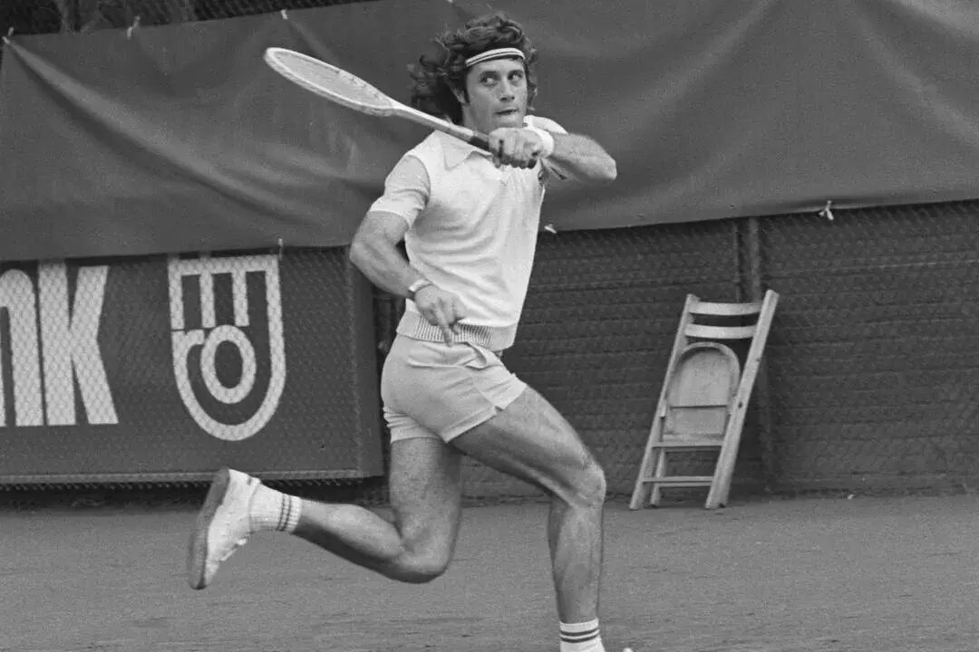 Guillermo Vilas: Most matches played by Tennis players- SportzPoint