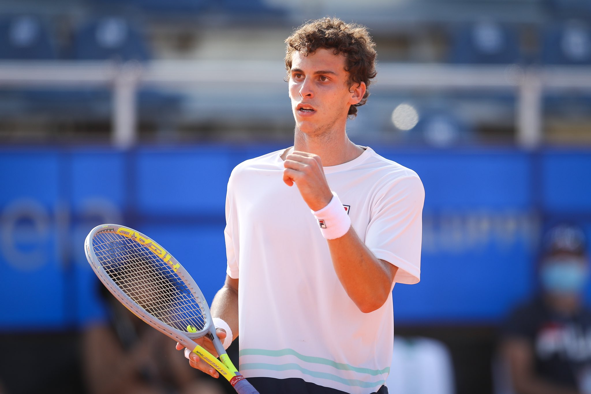 Juan Manuel Cerundolo claims his maiden ATP title at the age of 19 in Cordoba