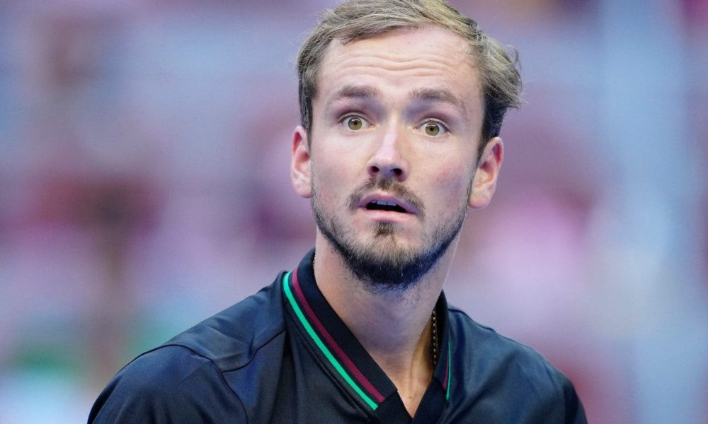 Danil Medvedev beats Alexander Zverev to reach his eighth final of the season UBITENNIS